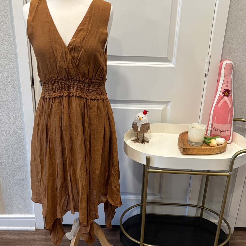 NWT Rust Sharkbite Dress